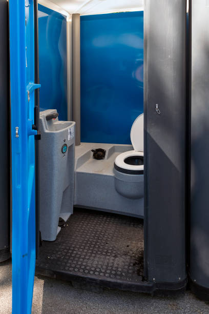 Best Construction site porta potty rental  in Orland Hls, IL